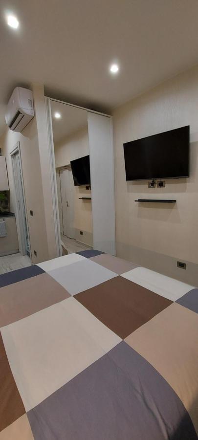 나폴리 Plaza Mini House 아파트 외부 사진